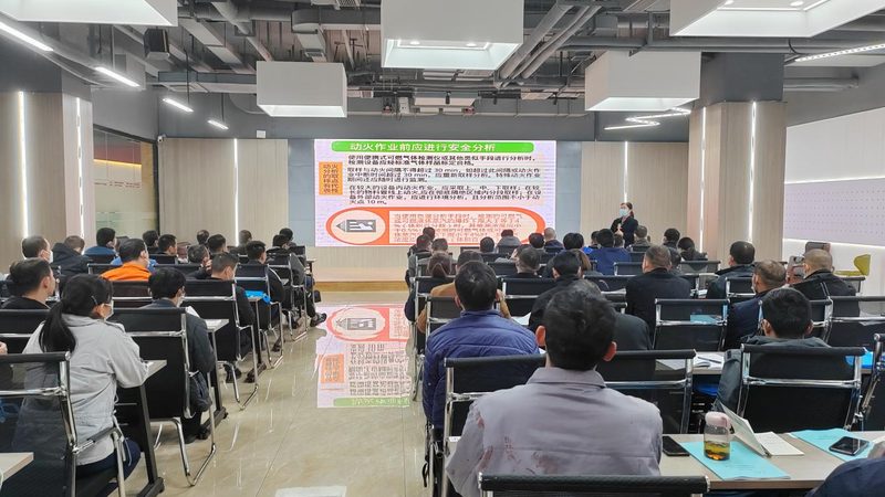 建造师培训：建筑专业，价格背后的考量因素